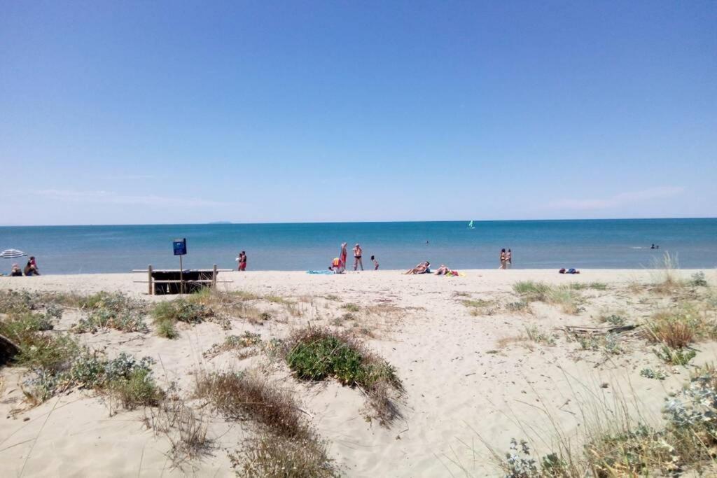 Casa Nel Parco Sulla Spiaggia Pise Extérieur photo